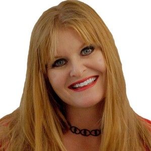 Meet your Posher, Bethany